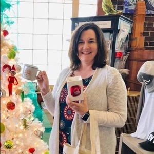 Meet your Posher, Dana